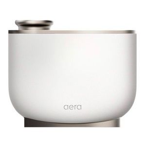 Barely used Aera home diffuser. Minor scuff on side shown in pictures.